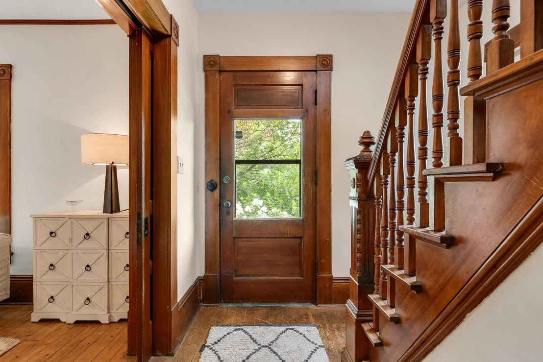 Photo of 208 Elm
