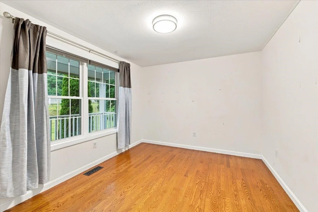 Photo of 5 Ames