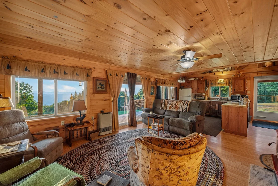 Photo of 42 Mountain View