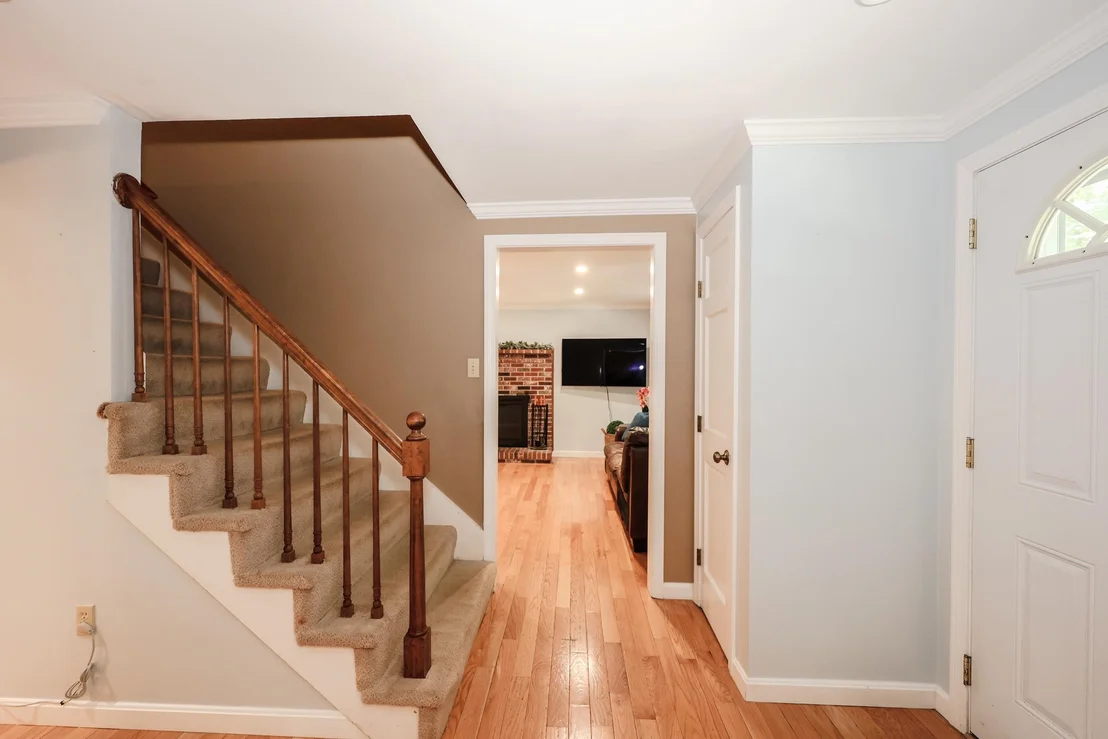 Photo of 34 Olde Lantern