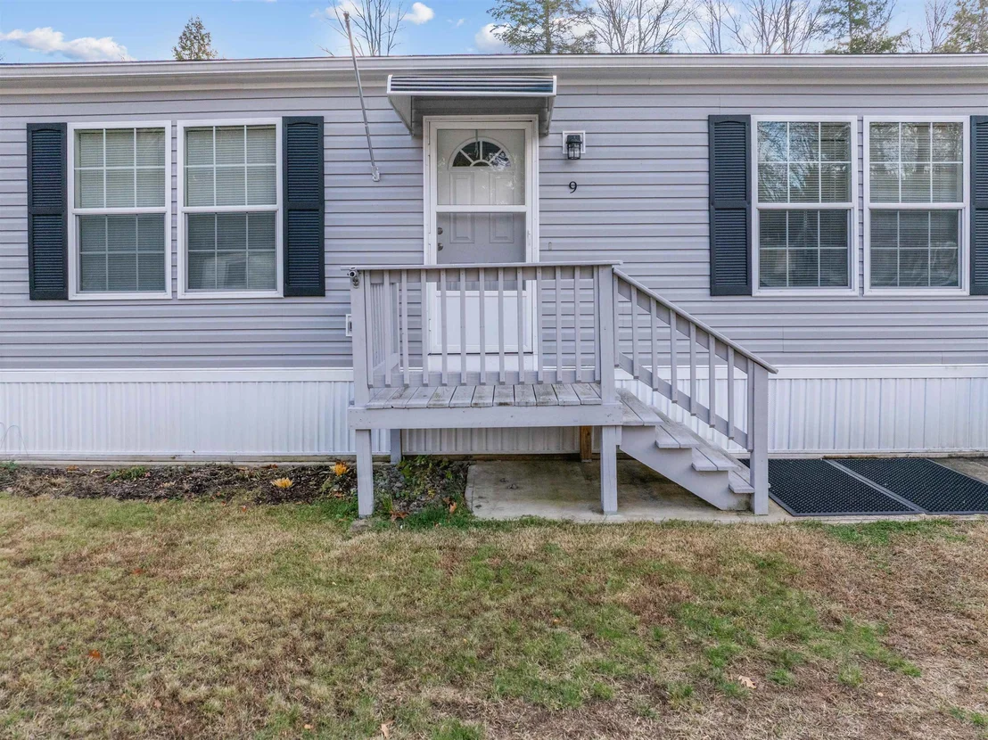 Photo of 9 Aspen