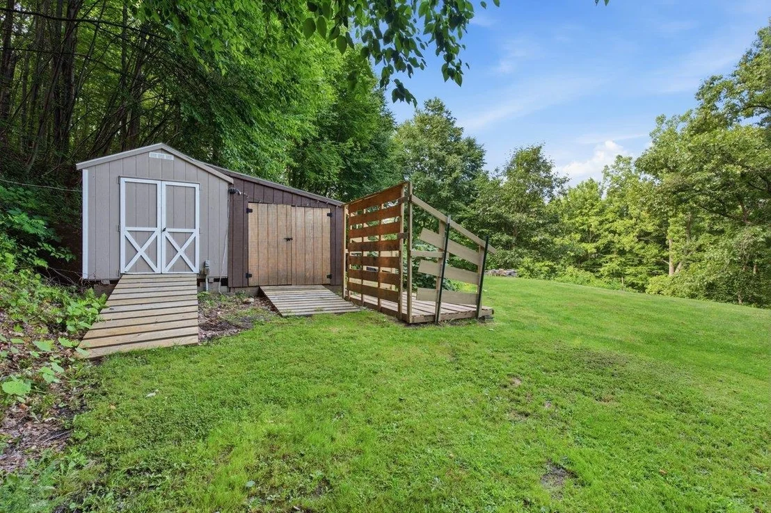 Photo of 87 B Hill
