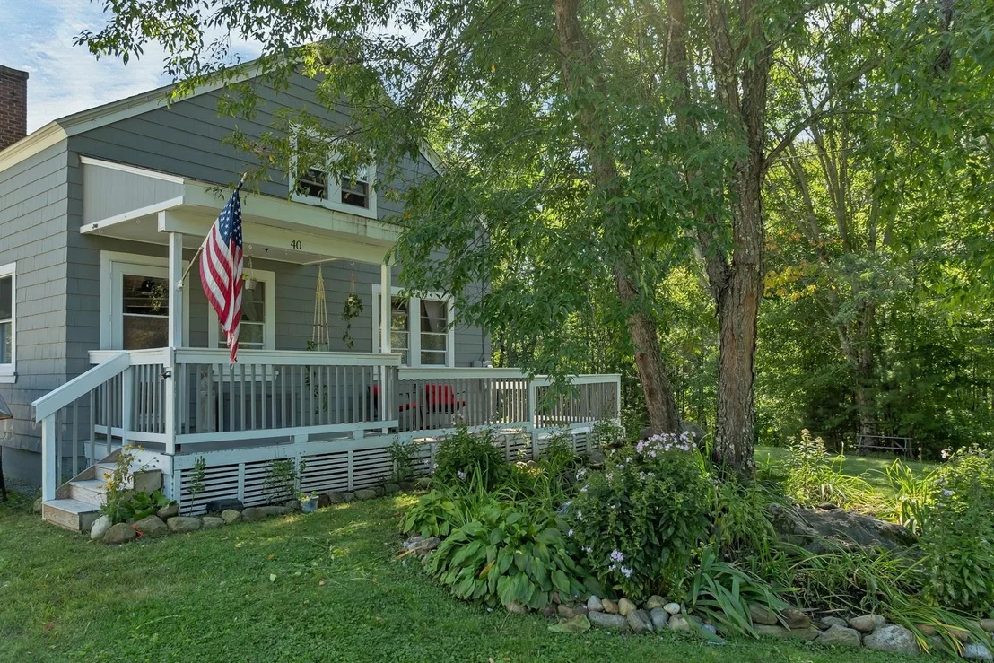 Photo of 40 Boston Hill