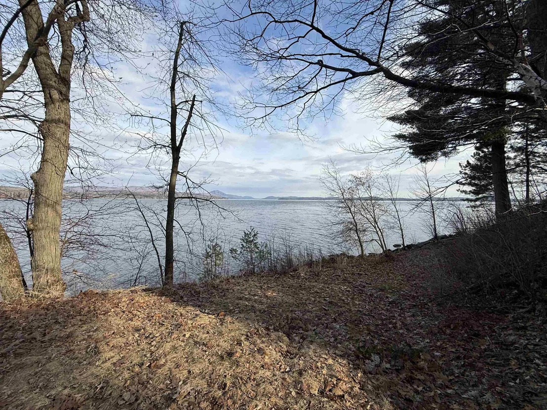 Photo of 1413 Bluff