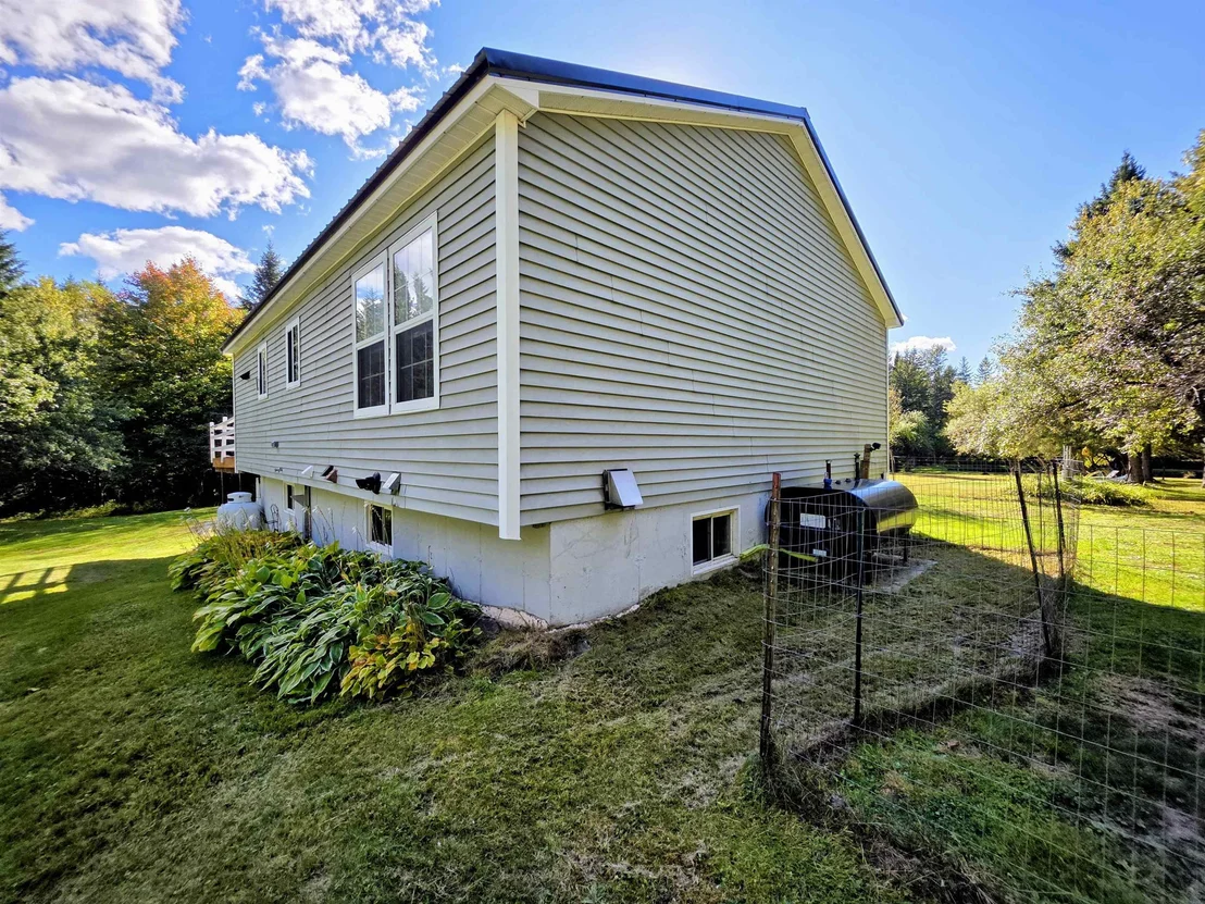 Photo of 255 Gray