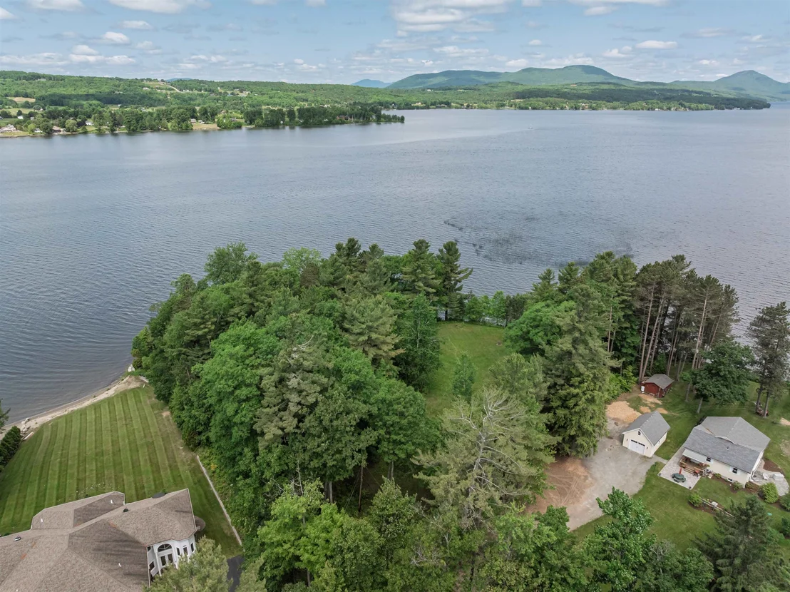 Photo of 1413 Bluff