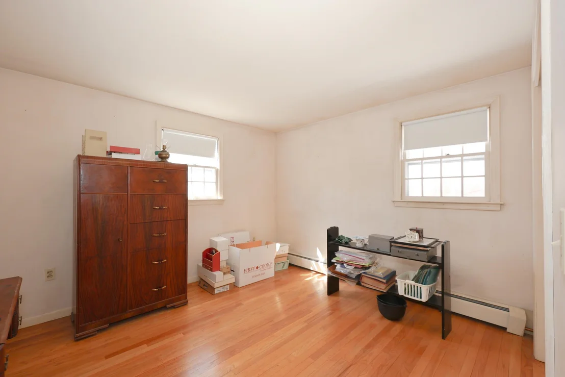 Photo of 21 Todd