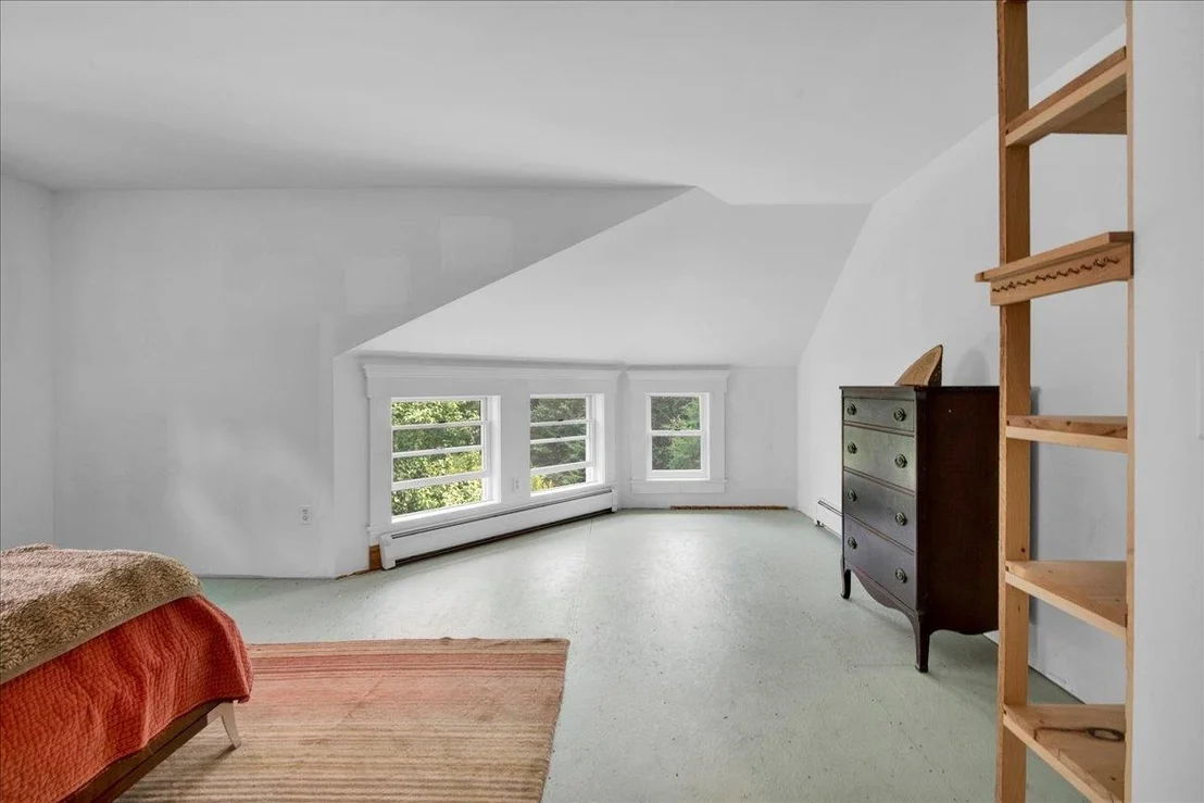 Photo of 3173 Brook