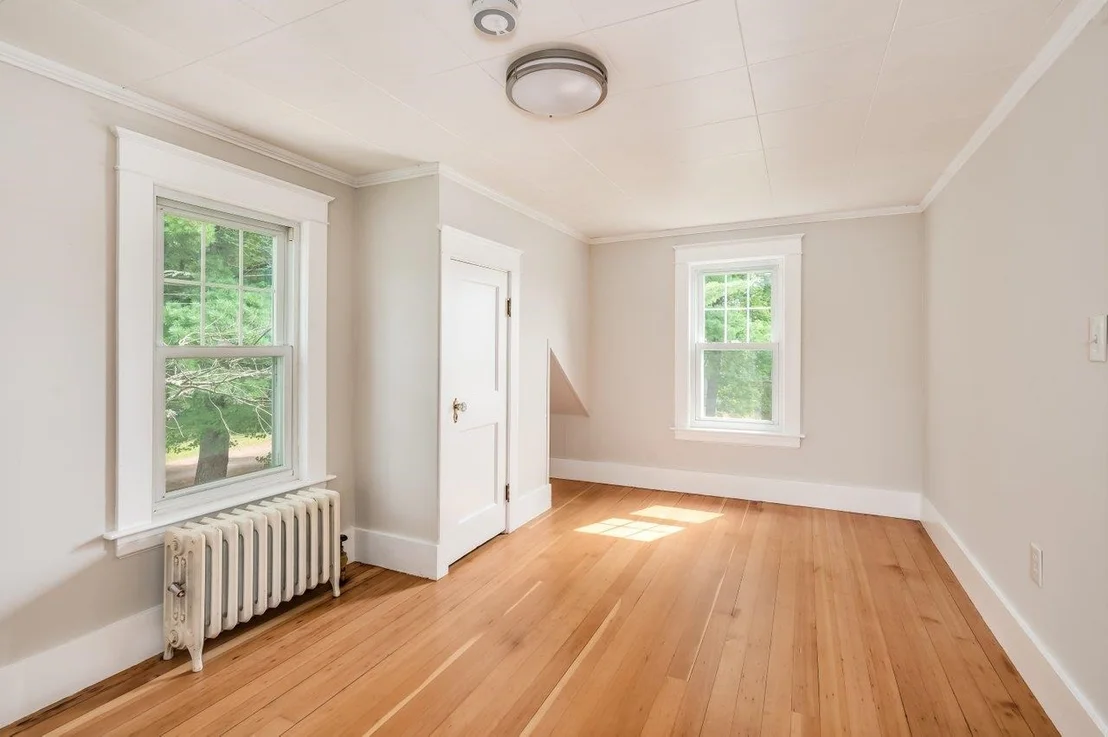 Photo of 354 Dover Point