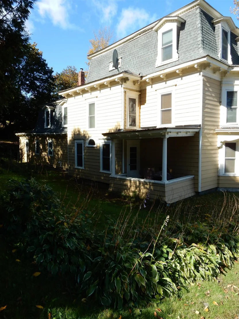 Photo of 174 Third