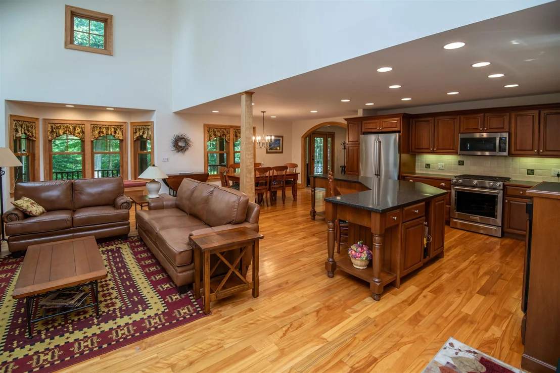 Photo of 182 Farm Ridge