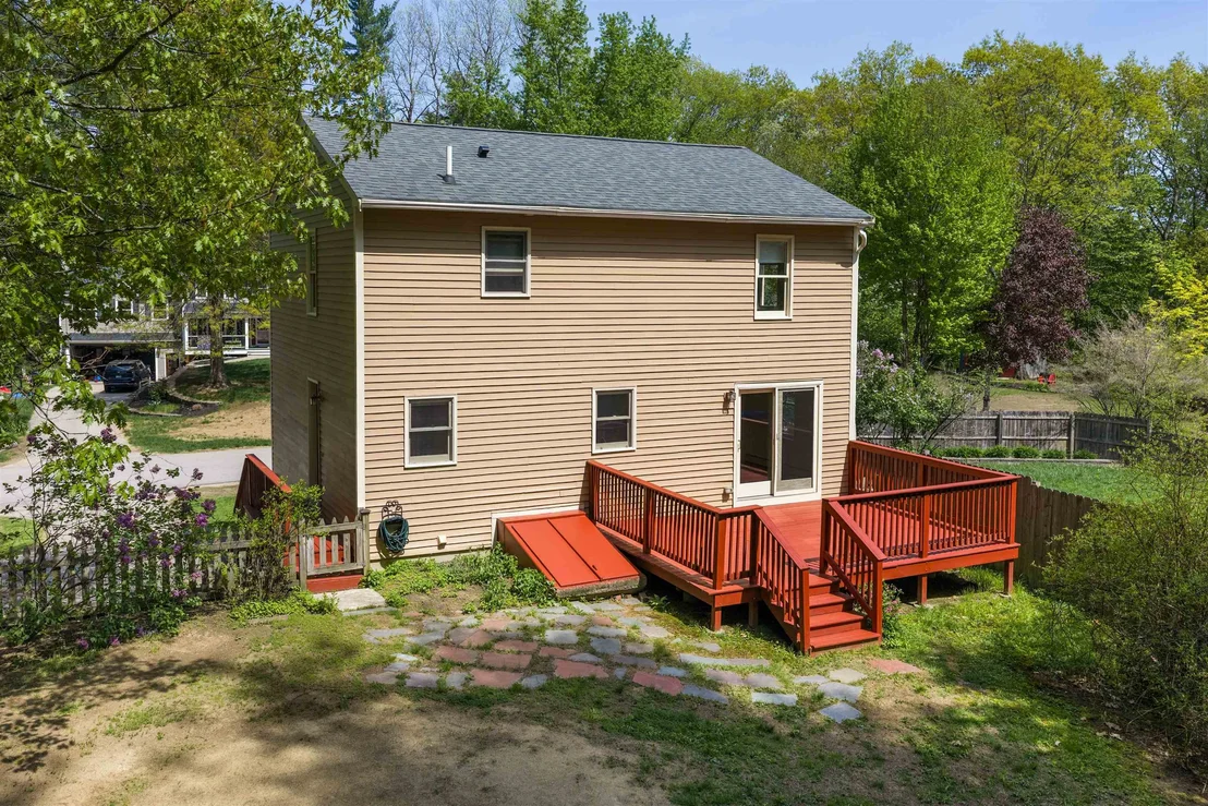 Photo of 80 Woodlands