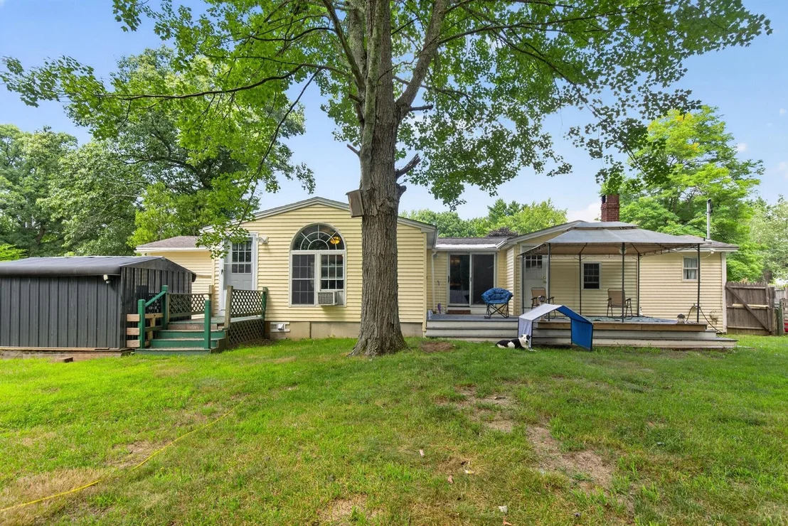 Photo of 74 Long Hill