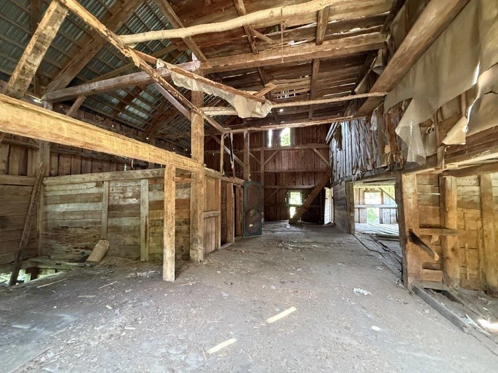 Photo of 446 Walker Brook