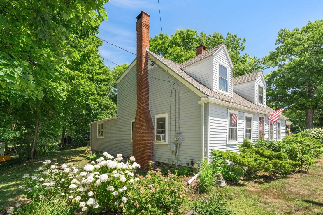 Photo of 167 Clark