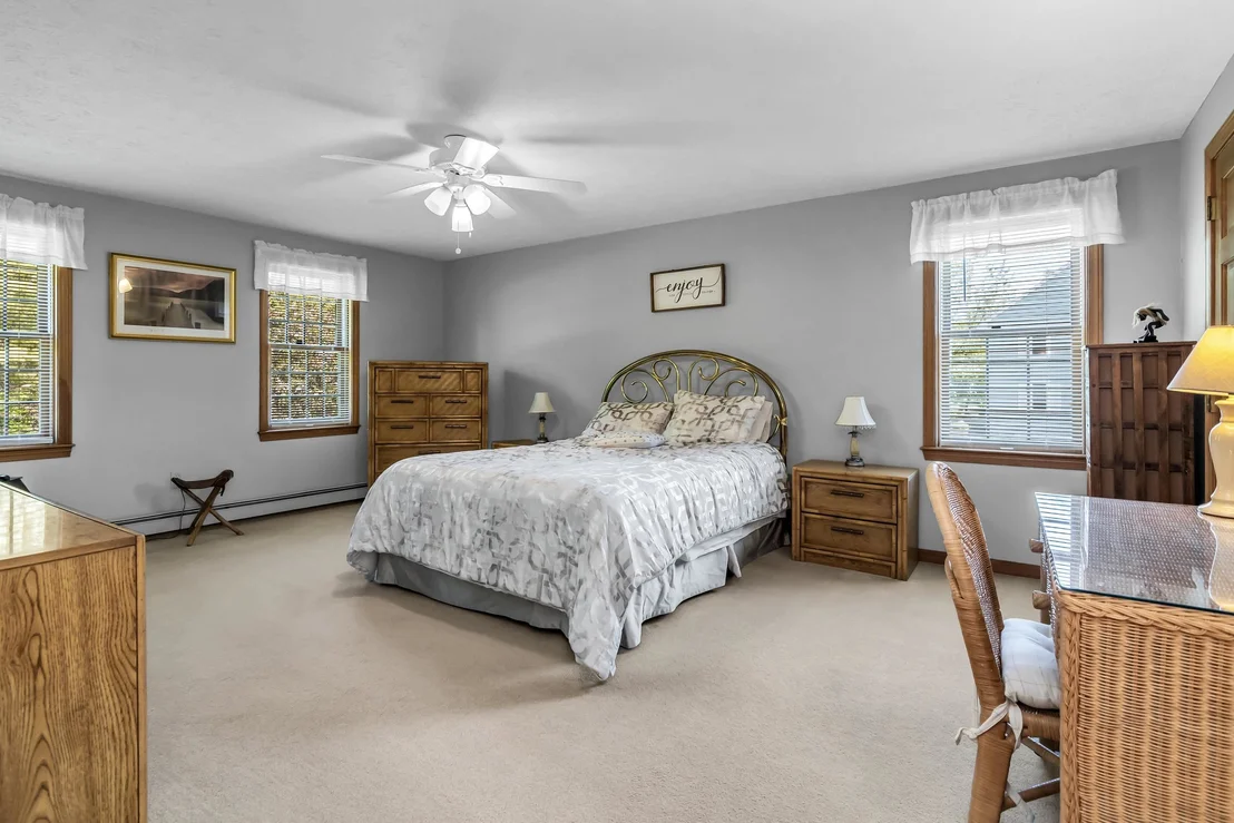 Photo of 11 Nutfield