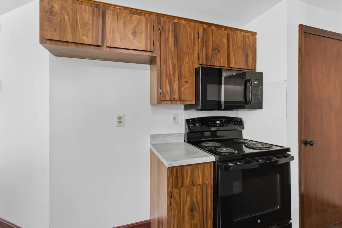 Photo of Unit UNITLUNITR at 31 Juniper