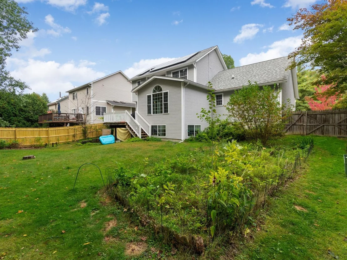 Photo of 72 Grey Meadow
