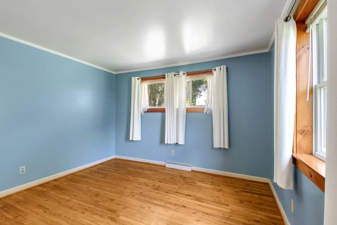 Photo of 12 Grandview