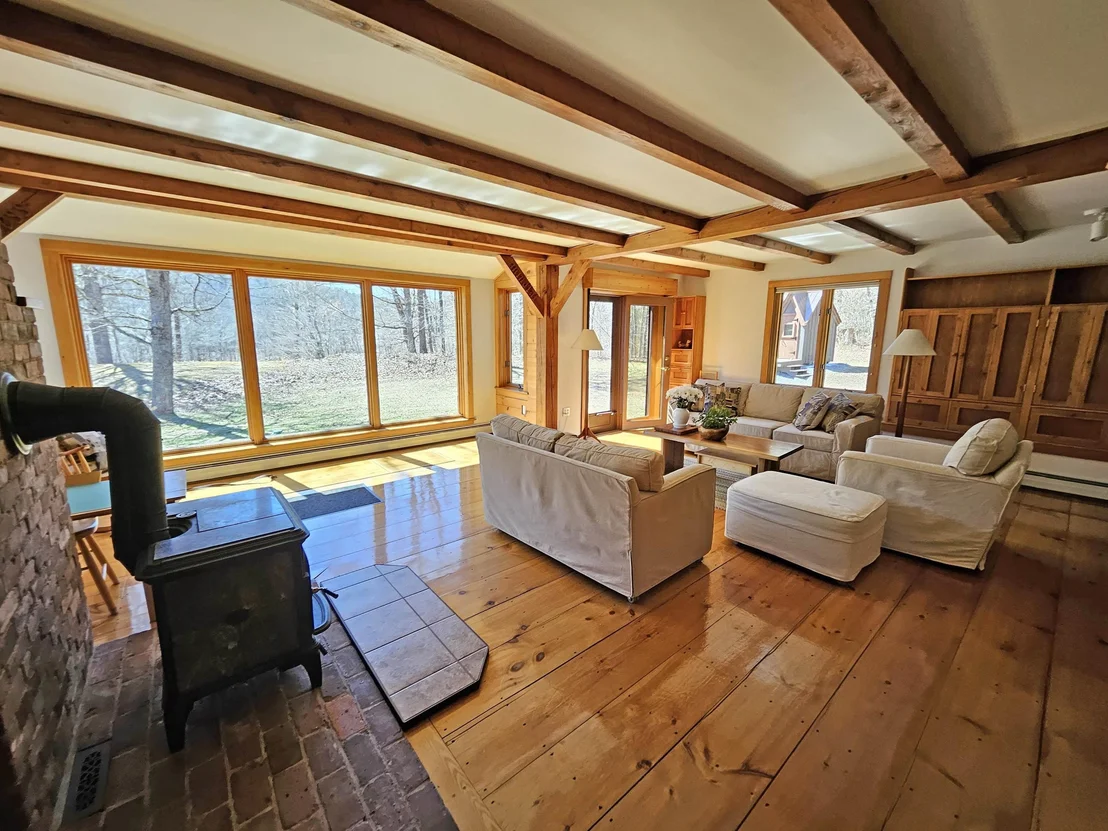 Photo of 1736 River