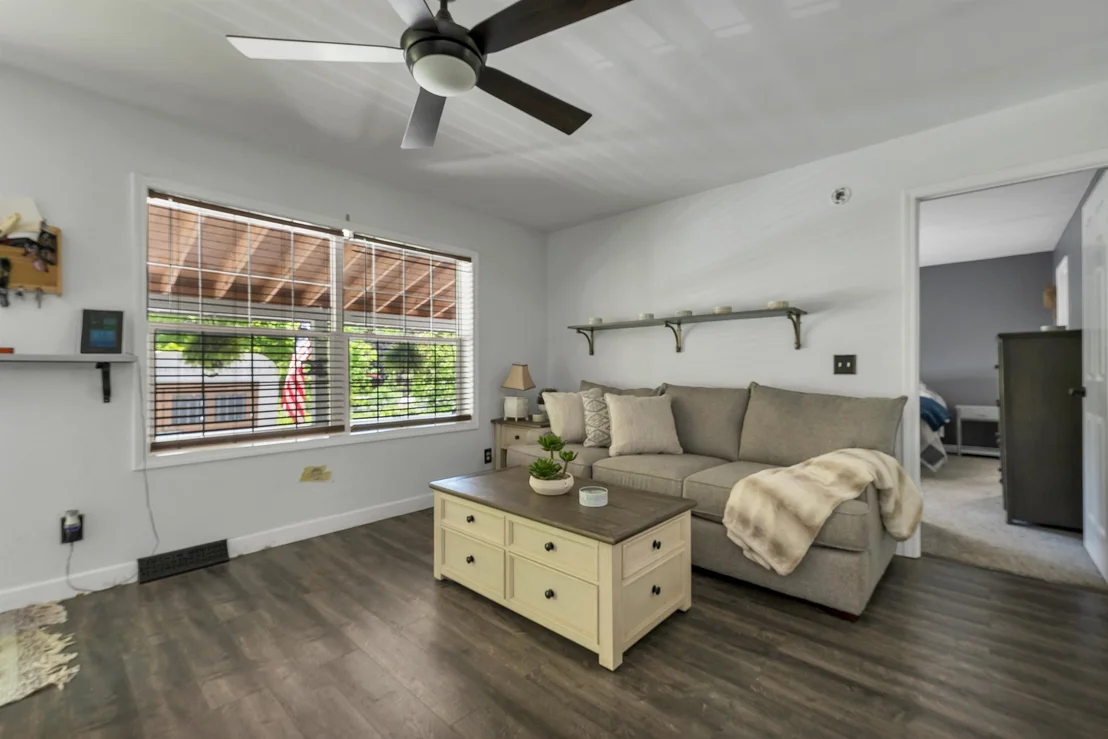 Photo of 7 Overlook