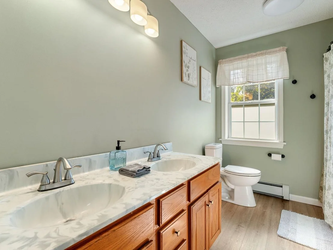 Photo of 1419 Cambridge