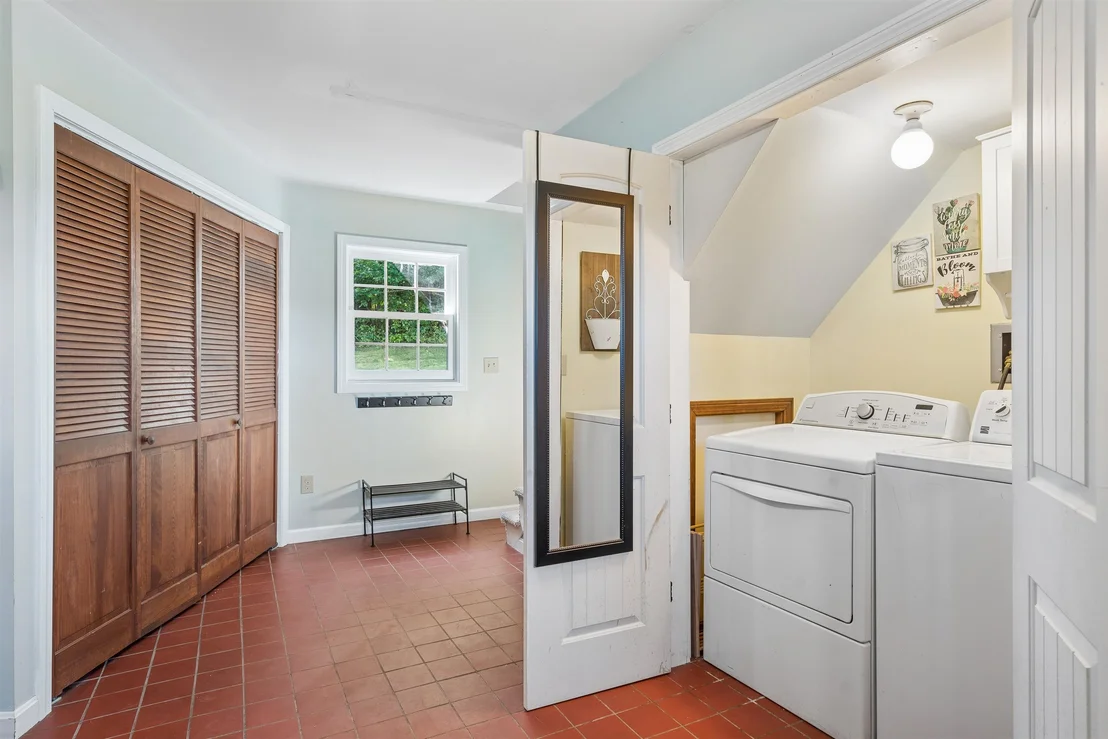 Photo of 317 Dyer
