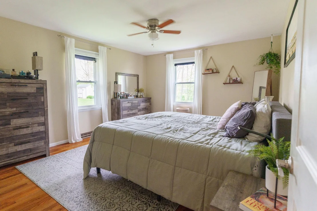 Photo of 2515 Mountain View