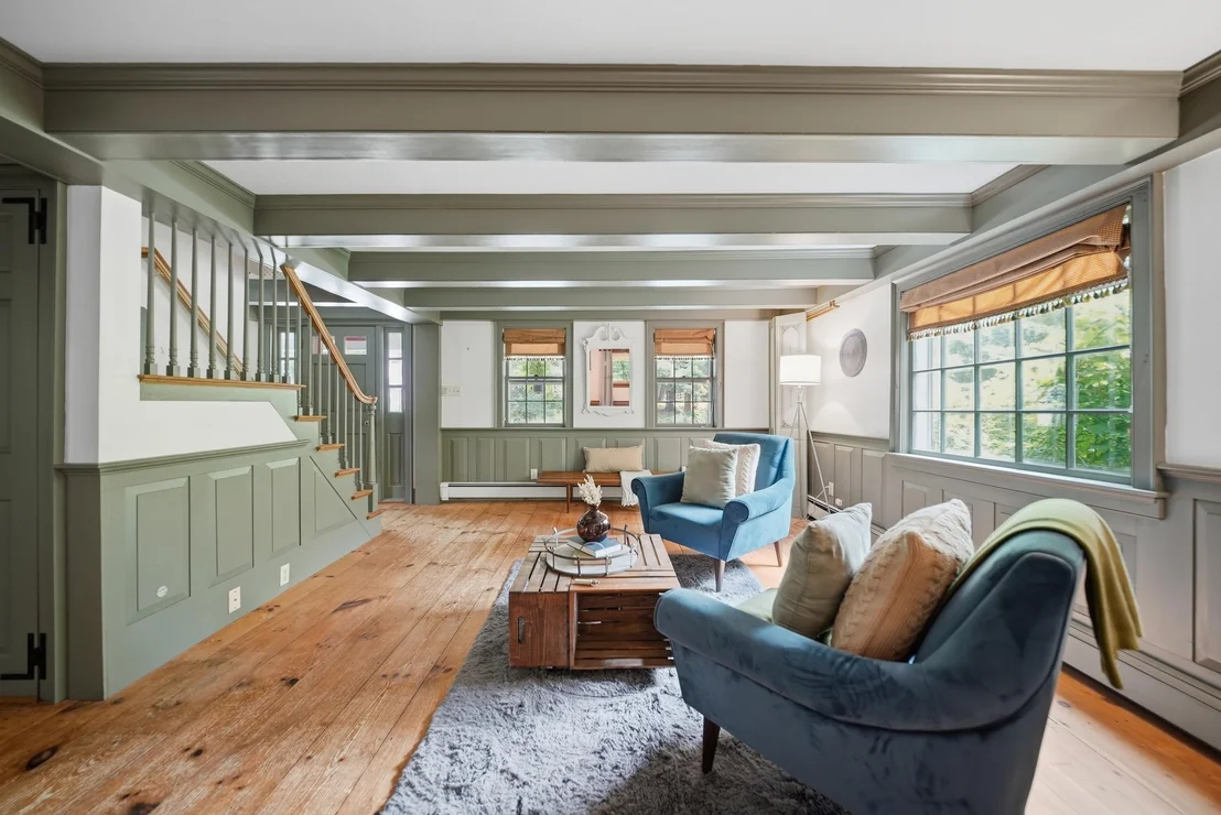 Photo of 60 Old Deerfield