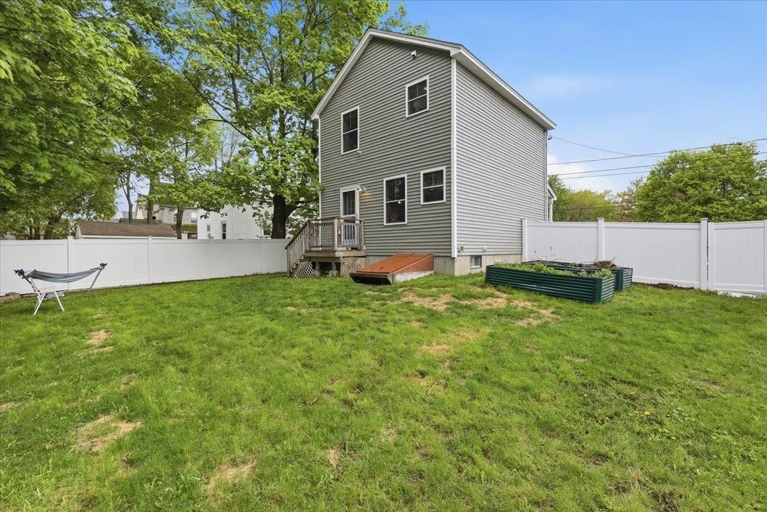 Photo of 60 Pine