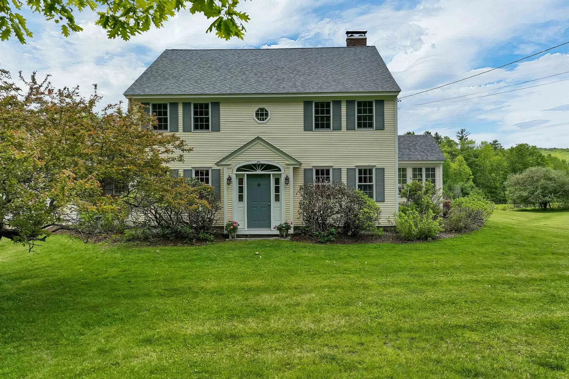 Photo of 25 Wolfeboro