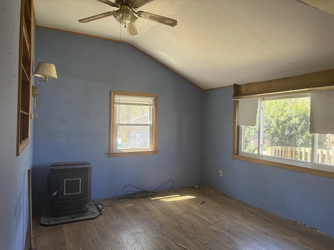 Photo of 40 Riverside