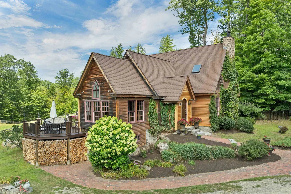 Photo of 661 Deer Meadow