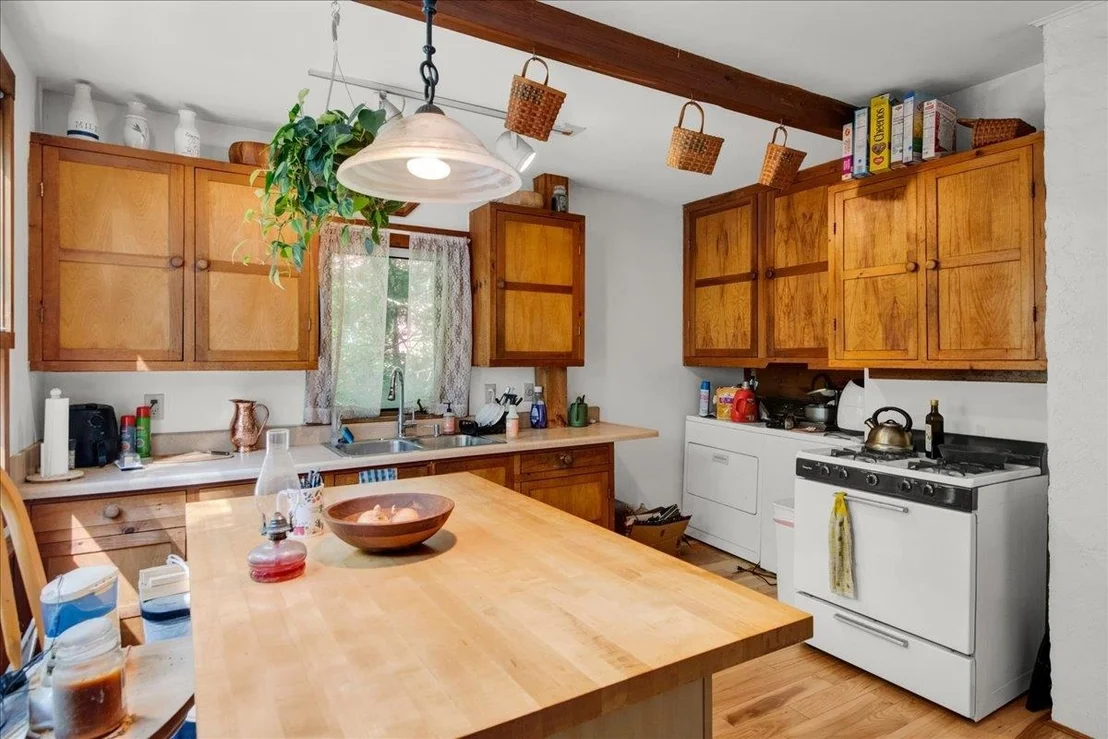 Photo of 243 VT Route 121