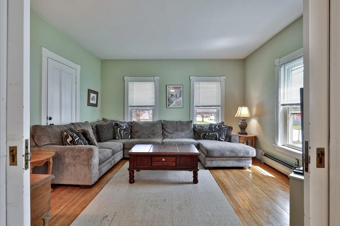 Photo of 49 Pleasant