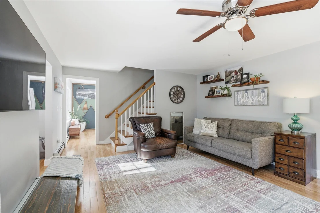 Photo of 216 East Side