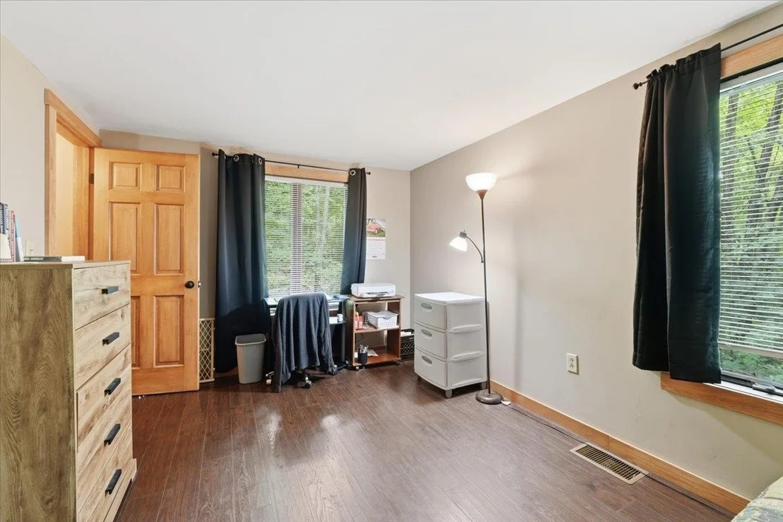 Photo of 17 Forest Ridge