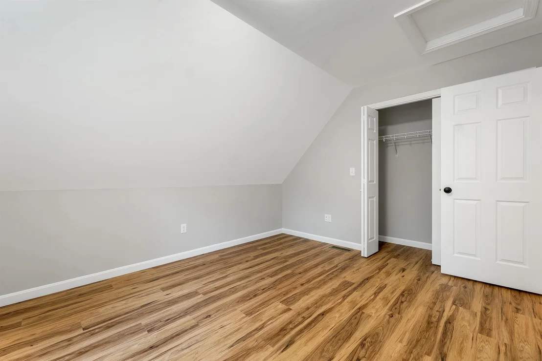 Photo of 145 Holmes