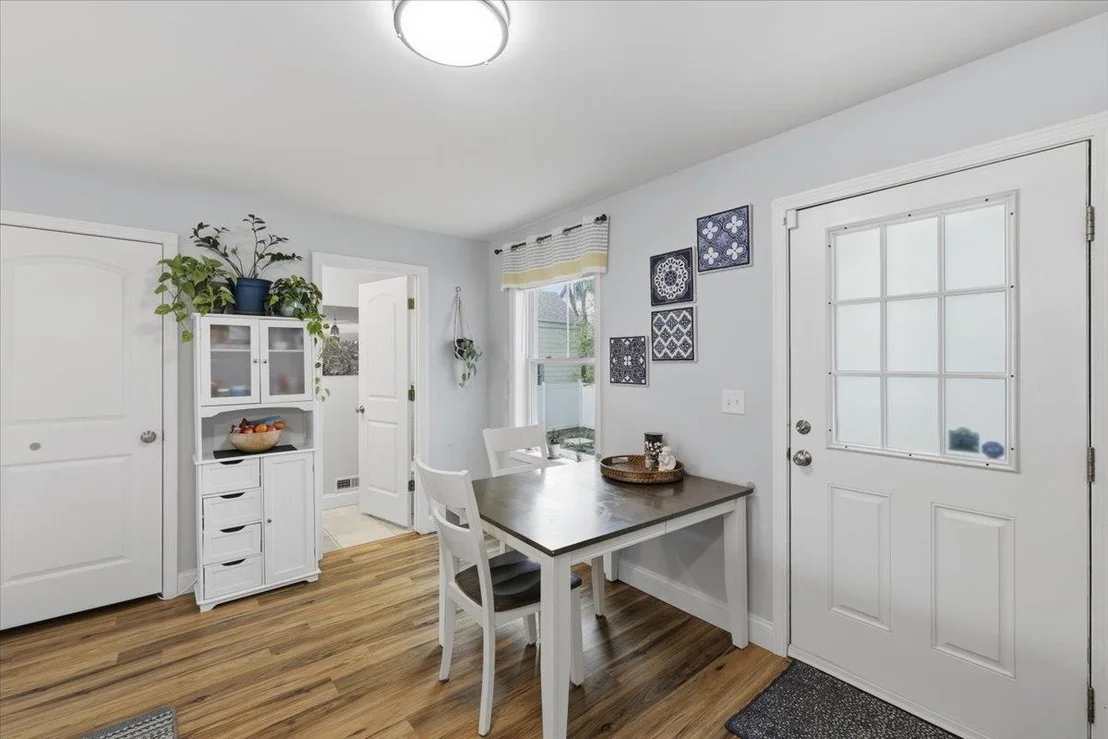 Photo of 60 Pine