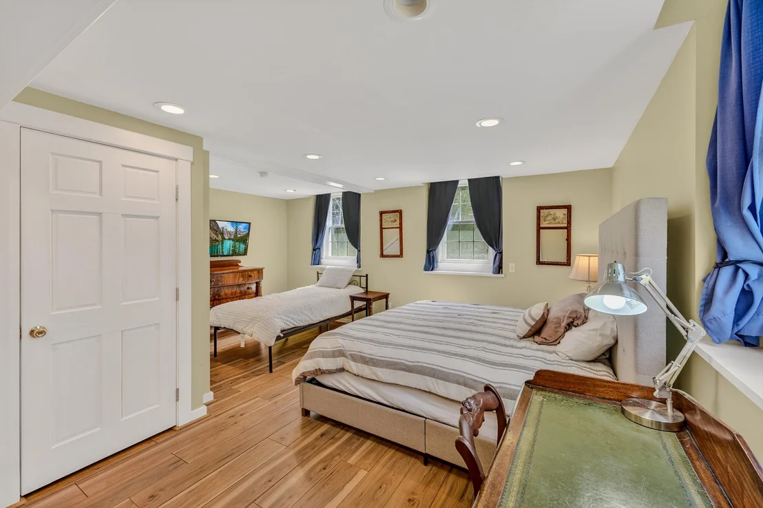 Photo of 138 Guider