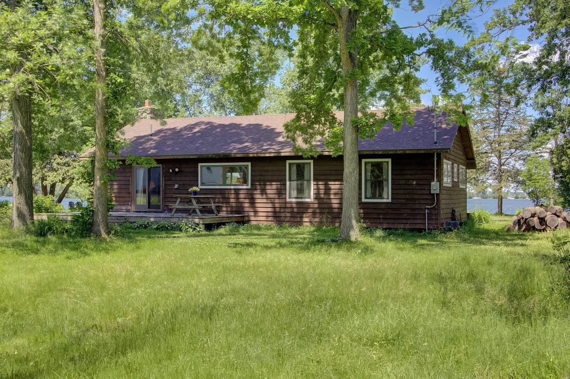 Photo of 135 Savage Point North