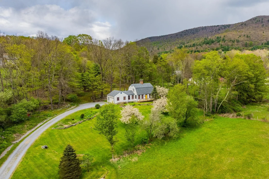Photo of 136 Fox Run