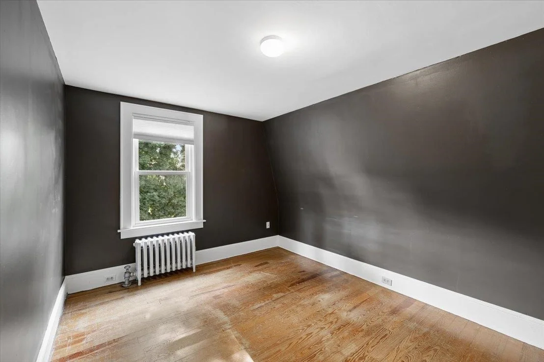 Photo of 838 Maple