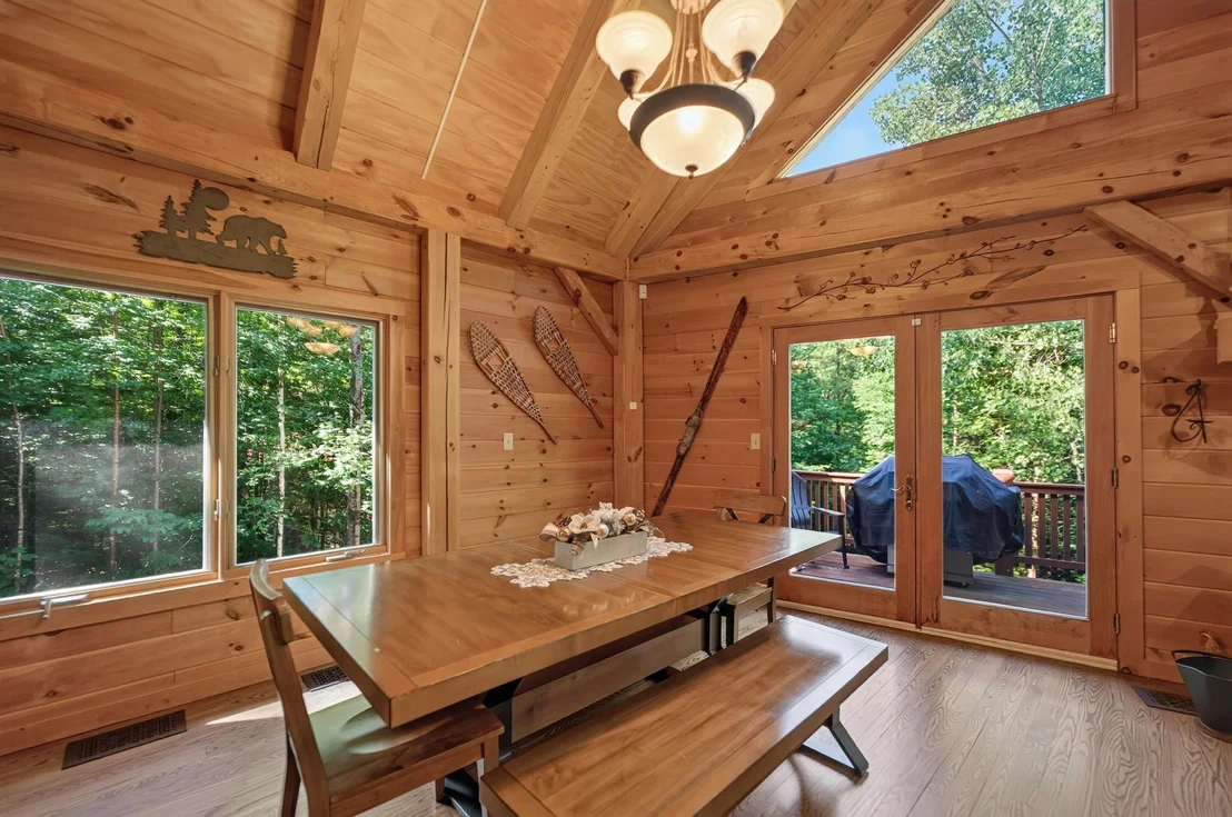 Photo of 858 Sheldon Hill