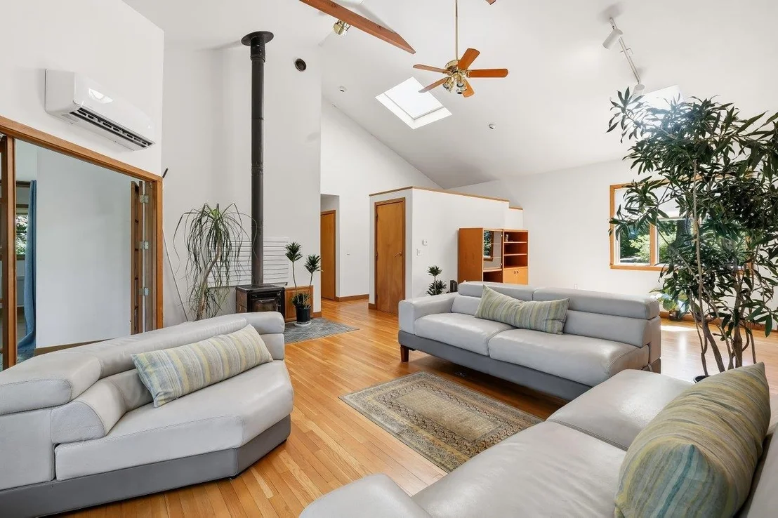 Photo of Unit LOT2ANDLOT3 at 2 Corson