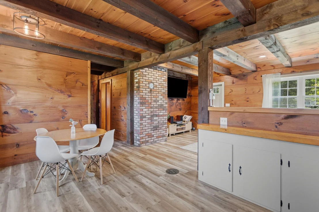 Photo of 498 Brookline