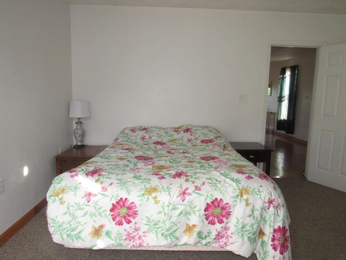 Photo of 786 Dutton Brook