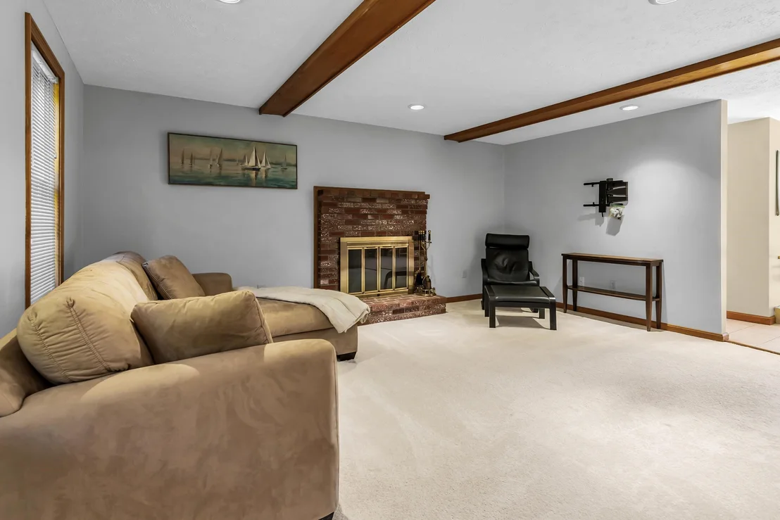 Photo of 11 Nutfield