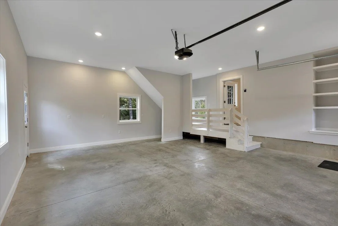 Photo of 49 Hemlock