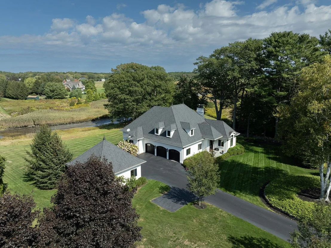 Photo of 12 Runnymede